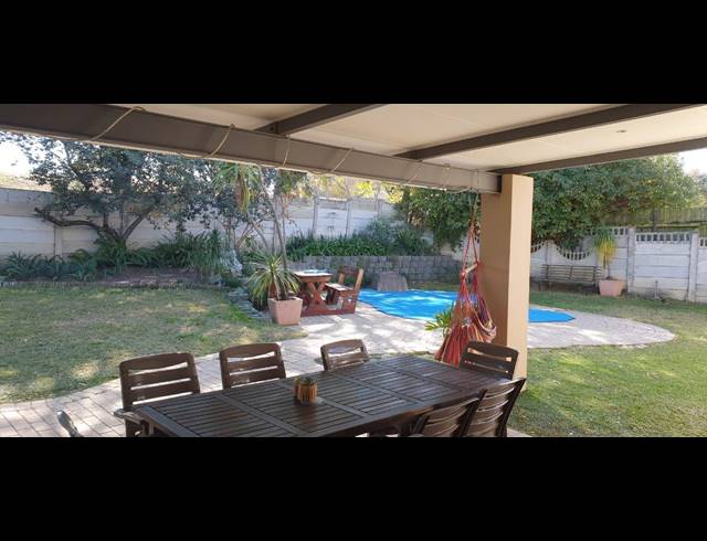 4 BEDROOM FREEHOLD SOLD IN DRAKENSVIEW